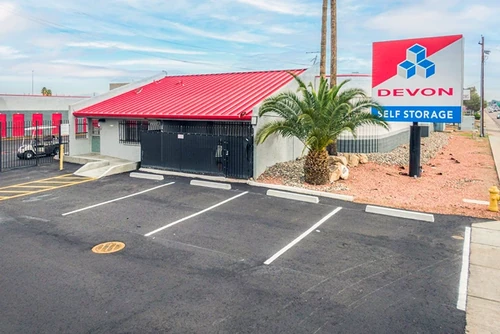 Devon Self Storage - 9127 - Budget Phoenix storage facility exterior view