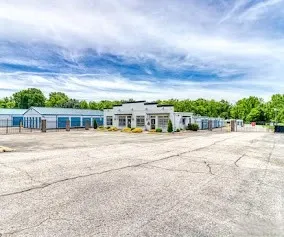View of exterior storage units Springfield TN