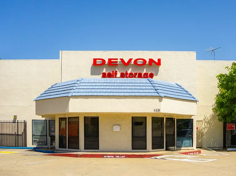 Self storage facility entrance in Orangevale, CA, at Devon Self Storage Orangevale, CA