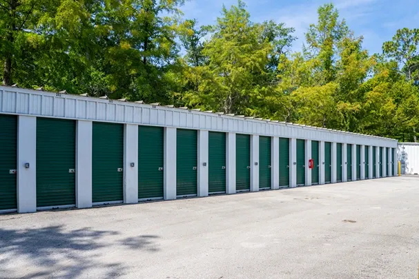Outdoor drive-up storage units with roll-up doors and easy access