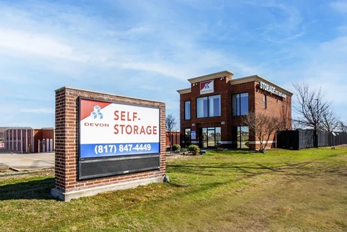 Devon Self Storage - 9004 - Fort Worth storage facility exterior view