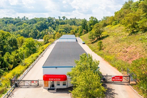 Devon Self Storage - 9154 - Pittsburgh storage facility exterior view