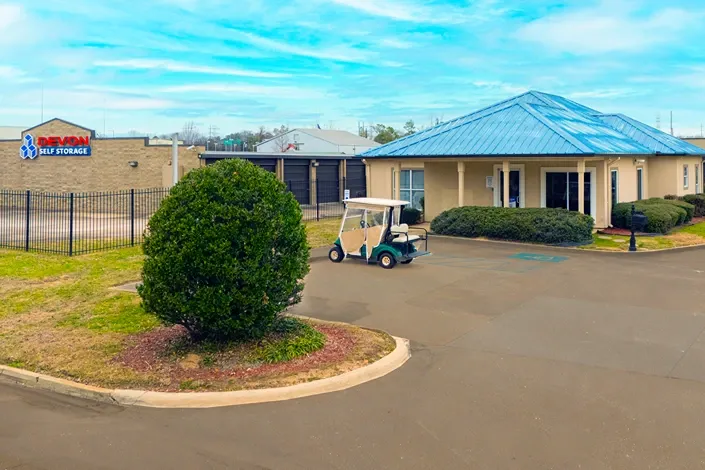 Entrance to Devon Self Storage - Ridgeland