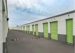 Outdoor, drive up access storage Miami, FL