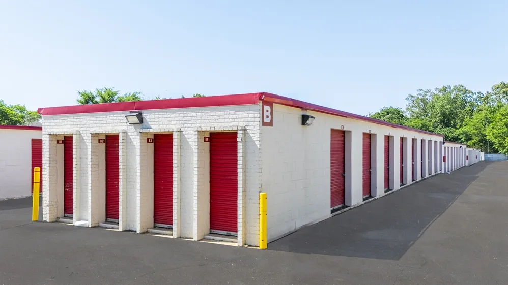 Self storage building with red roof at 6390 Winchester Road, Memphis, TN 38115.