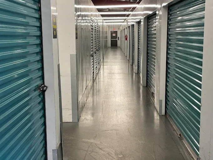 indoor storage units, Devon Self Storage - Hattiesburg