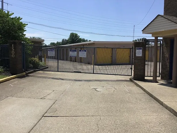 gated storage facility, Devon Self Storage - Browns Lane