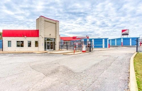 Devon Self Storage - 9115 - Poplar storage facility exterior view