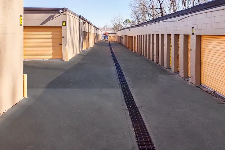 Exterior image of Devon Self Storage units