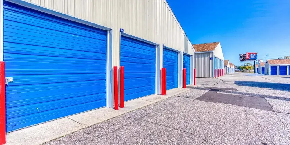 Roll-up doors of self storage units in Jenison, Michigan at Devon Self Storage