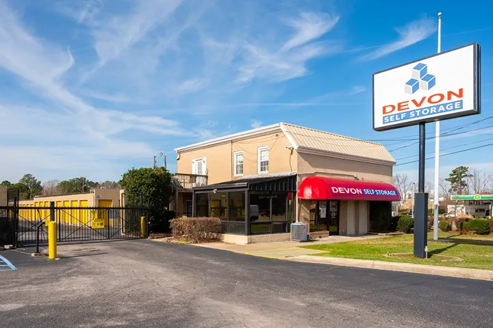 Exterior Office image of Devon Self Storage 7437 Garners