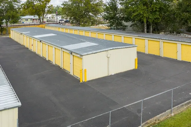Devon Self Storage Cameron Street units.