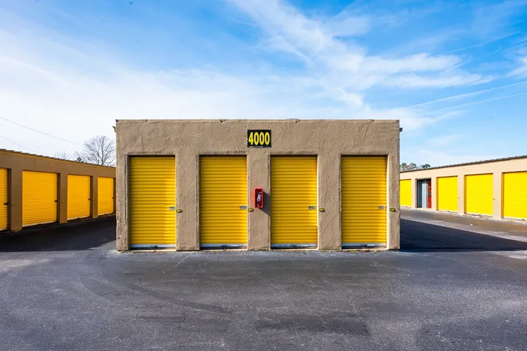 Exterior image of Devon Self Storage units 7437 Garners