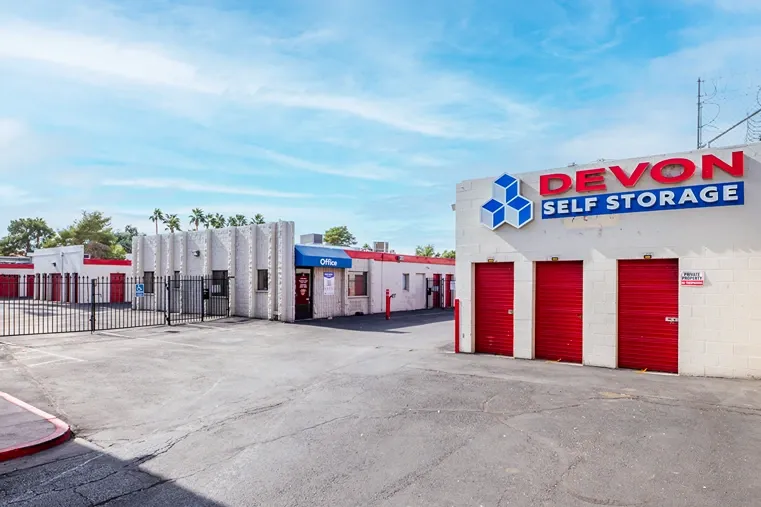 Devon Self Storage South Nellis Blvd exterior image.