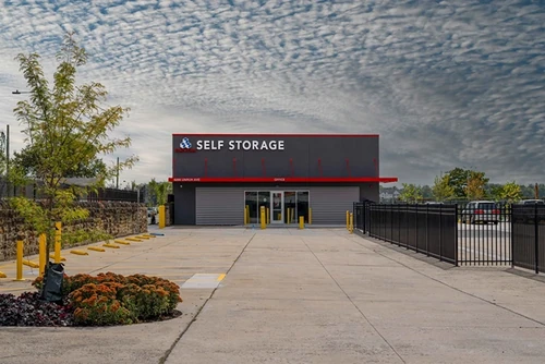 Devon Self Storage - 9199 - Unruh storage facility exterior view