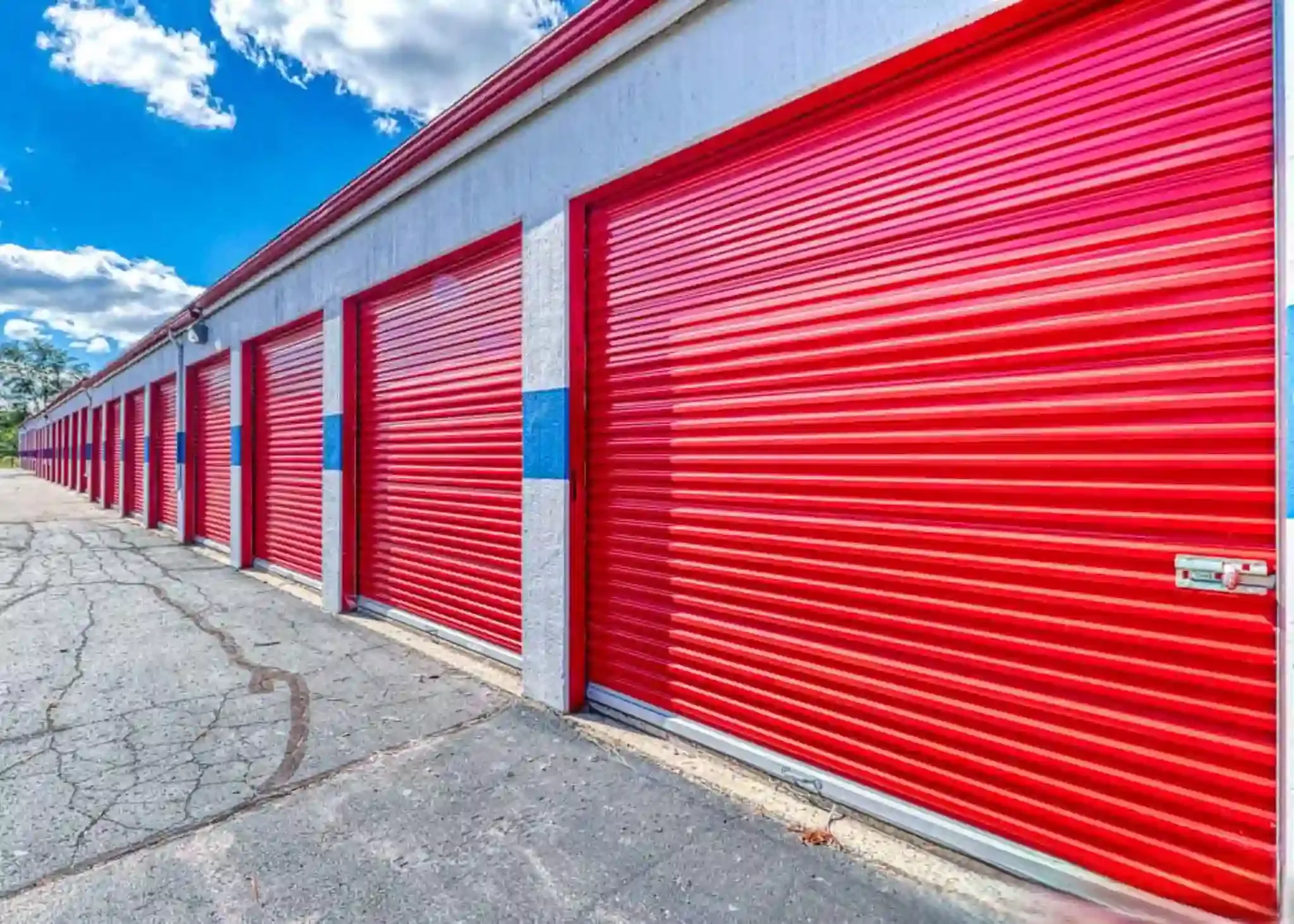 Drive up storage units in Kalamazoo, MI