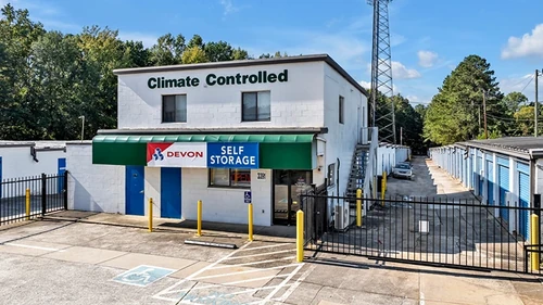 Devon Self Storage Decatur, Georgia - 3391 N Druid Hills storage facility exterior view
